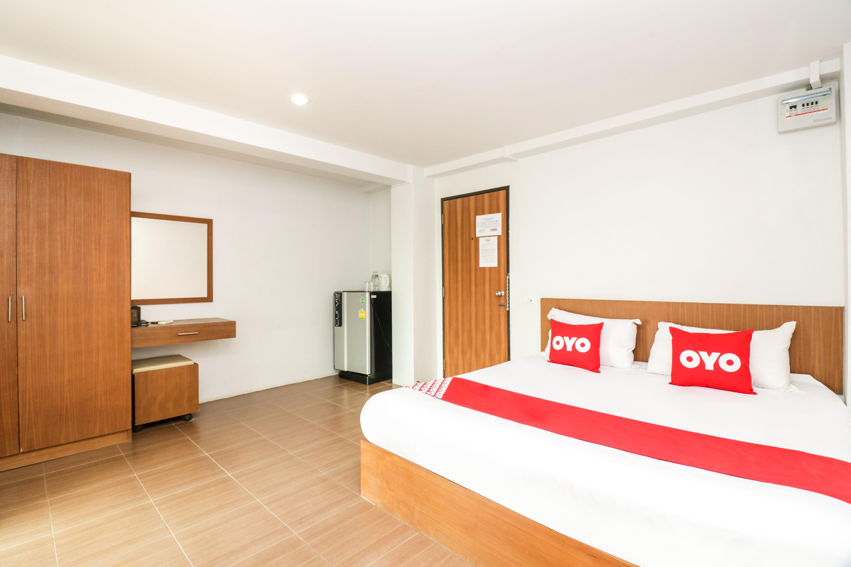 Oyo 227 Suchaya House Hotel Hua Hin Ngoại thất bức ảnh